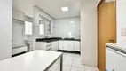 Foto 12 de Apartamento com 3 Quartos à venda, 114m² em Gleba Palhano, Londrina