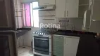 Foto 10 de Apartamento com 3 Quartos para alugar, 77m² em Alto Umuarama, Uberlândia