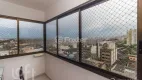 Foto 10 de Apartamento com 3 Quartos à venda, 90m² em Passo da Areia, Porto Alegre