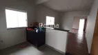 Foto 10 de Casa com 3 Quartos para alugar, 140m² em Tubalina, Uberlândia