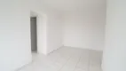 Foto 3 de Apartamento com 2 Quartos para alugar, 60m² em São Marcos, Joinville