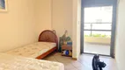 Foto 14 de Apartamento com 3 Quartos à venda, 140m² em Praia das Pitangueiras, Guarujá
