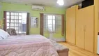 Foto 11 de Casa com 3 Quartos à venda, 200m² em Rio Branco, Porto Alegre