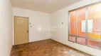 Foto 2 de Apartamento com 2 Quartos à venda, 72m² em Navegantes, Porto Alegre