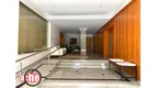 Foto 2 de Apartamento com 3 Quartos à venda, 224m² em Higienópolis, São Paulo