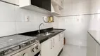 Foto 6 de Apartamento com 2 Quartos à venda, 52m² em Vila Silva Ribeiro, Carapicuíba