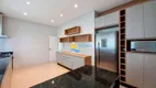 Foto 28 de Apartamento com 4 Quartos à venda, 180m² em Pitangueiras, Guarujá
