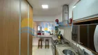 Foto 23 de Apartamento com 3 Quartos à venda, 100m² em Pitangueiras, Guarujá
