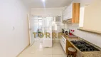 Foto 8 de Apartamento com 2 Quartos à venda, 95m² em Praia das Pitangueiras, Guarujá
