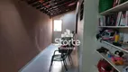 Foto 24 de Casa com 5 Quartos à venda, 225m² em Luizote de Freitas, Uberlândia