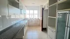 Foto 5 de Apartamento com 3 Quartos à venda, 142m² em Osvaldo Rezende, Uberlândia