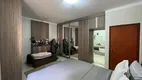 Foto 8 de Sobrado com 4 Quartos à venda, 350m² em Santa Mônica, Uberlândia