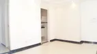 Foto 9 de Apartamento com 2 Quartos à venda, 47m² em Luz, São Paulo