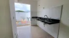 Foto 4 de Casa de Condomínio com 2 Quartos à venda, 97m² em Capricórnio I, Caraguatatuba