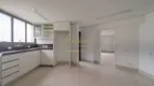 Foto 13 de Apartamento com 3 Quartos para alugar, 242m² em Vila Suzana, São Paulo