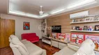 Foto 4 de Casa com 4 Quartos à venda, 245m² em Jardim Itú Sabará, Porto Alegre