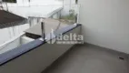 Foto 2 de Casa com 3 Quartos à venda, 165m² em Jardim Colina, Uberlândia