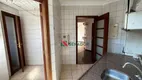 Foto 10 de Apartamento com 3 Quartos para alugar, 83m² em Jardim Higienopolis, Londrina