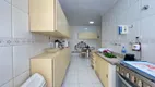 Foto 15 de Apartamento com 3 Quartos à venda, 105m² em Pitangueiras, Guarujá