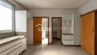 Foto 11 de Casa de Condomínio com 4 Quartos à venda, 336m² em Jardins Paris, Goiânia