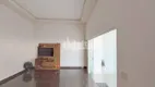 Foto 2 de Casa com 3 Quartos à venda, 185m² em Laranjeiras, Uberlândia