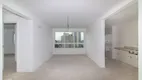 Foto 2 de Apartamento com 2 Quartos à venda, 82m² em Passo da Areia, Porto Alegre
