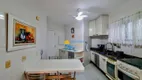 Foto 42 de Apartamento com 3 Quartos à venda, 160m² em Pitangueiras, Guarujá