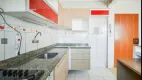 Foto 4 de Apartamento com 2 Quartos à venda, 52m² em Azenha, Porto Alegre