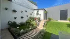 Foto 2 de Casa com 4 Quartos à venda, 200m² em Cidade Jardim, Uberlândia