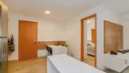 Foto 2 de Apartamento com 1 Quarto à venda, 49m² em Água Verde, Curitiba