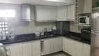 Foto 12 de Casa com 4 Quartos à venda, 300m² em Candelária, Natal