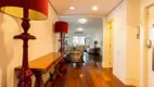 Foto 3 de Apartamento com 3 Quartos à venda, 220m² em Itaim Bibi, São Paulo