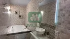 Foto 10 de Casa com 2 Quartos à venda, 230m² em Pacaembu, Uberlândia
