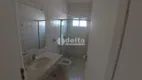 Foto 9 de Casa de Condomínio com 4 Quartos à venda, 313m² em Morada da Colina, Uberlândia