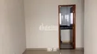 Foto 3 de Apartamento com 2 Quartos à venda, 50m² em Alto Umuarama, Uberlândia