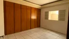 Foto 10 de Casa com 4 Quartos para alugar, 279m² em Jardim Karaíba, Uberlândia