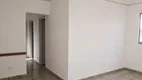 Foto 5 de Apartamento com 3 Quartos à venda, 61m² em Vitoria Regia, Londrina