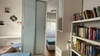 Foto 13 de Apartamento com 3 Quartos à venda, 68m² em Menino Deus, Porto Alegre