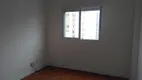Foto 6 de Apartamento com 3 Quartos para alugar, 83m² em Aclimação, São Paulo
