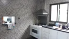 Foto 15 de Casa com 4 Quartos à venda, 700m² em Balneário Praia do Pernambuco, Guarujá