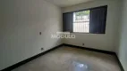 Foto 5 de Casa com 4 Quartos para alugar, 220m² em Osvaldo Rezende, Uberlândia