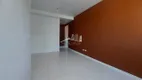 Foto 3 de Apartamento com 2 Quartos à venda, 50m² em Santa Cândida, Curitiba