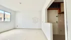 Foto 2 de Apartamento com 3 Quartos à venda, 76m² em Trindade, Florianópolis