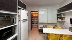 Foto 20 de Casa de Condomínio com 4 Quartos à venda, 309m² em Águas da Fazendinha, Carapicuíba