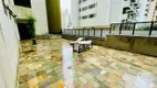 Foto 27 de Apartamento com 3 Quartos à venda, 105m² em Praia das Pitangueiras, Guarujá