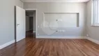 Foto 12 de Apartamento com 3 Quartos à venda, 325m² em Higienópolis, São Paulo