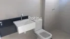 Foto 14 de Apartamento com 3 Quartos para alugar, 120m² em Patrimônio, Uberlândia