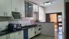 Foto 6 de Sobrado com 3 Quartos à venda, 238m² em Loteamento Residencial Andrade, Pindamonhangaba