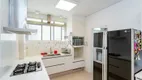 Foto 19 de Apartamento com 3 Quartos à venda, 211m² em Higienópolis, São Paulo