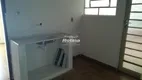 Foto 7 de Casa com 2 Quartos para alugar, 120m² em Martins, Uberlândia